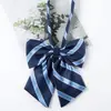 Corbata Rayada Versátil Estilo Academia JK Color Rojo Oscuro Corbata Atada a Mano Corbata Negra Pequeña Estilo Academia Coreano para Hombre para Mujer