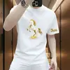 Camiseta Nova Tendência 2026 com Estampa de Cavalo Vermelho, Manga Curta para Homens, Top Fashion com Gola Redonda para o Ano de Nascimento, Ano Novo