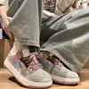 Diseño de Nicho Color-Blocking 2026 Nuevas Zapatillas con Bloques de Color Arcoíris Tendencia Nacional Estrella para Mujeres y Parejas, Zapatos Casuales Versátiles de Suela Gruesa