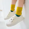 Z181 Calcetines Infantiles al por Mayor Primavera y Verano Calcetines Rayados de Combinación de Colores Simples Calcetines de Algodón de Moda para Niños y Niñas