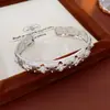 Pulseira Geométricas de Moda Transfronteiriça Europeia e Americana com Zircônia em Formato de Cobra, Pulseira de Luxo Leve com Toque de Alta Qualidade, Design de Nicho, Joia de Mão da Moda para Mulheres