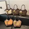 Bolso de Mano Estilo Coreano para Mujer Otoño e Invierno 2025 Nuevo Retro Estampado de Leopardo Simple Versátil Bolso de Hombro Cruzado para Viajes