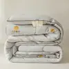 Colcha de Invierno Gruesa y Cálida de Fibra de Soja Cepillada Amigable con la Piel Clase A Núcleo de Colcha Caliente Regalo Venta al por Mayor Dropshipping