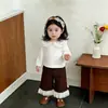 Conjunto de Primavera Estilo Coreano para Bebé Niña 2026 Nuevo de Moda Cuello de Muñeca Versátil Camisa Básica Pantalones de Pierna Ancha a la Moda