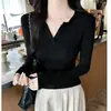Camiseta feminina de algodão puro, tendência de início de outono, gola V, manga longa, corte reto, camada base slim-fit outono/inverno, top preto modelador, algodão