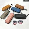 Estuche para gafas de sol de moda, sencillo, con cremallera para miopía, de tela, resistente a la compresión, portátil, compacto y resistente a la humedad.