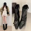 Botas de Media Caña con Hebilla Estilo Coreano Punta Cuadrada Botas de Monta Temporada de Primeras Citas Otoño e Invierno Versátil Nuevo Estilo Adelgazantes Temperamento Popular