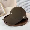 Nova Boné de Baseball de Aba Rígida Bordado com Letra para Outono, Estilo Coreano, Versátil, para Cabeça Grande, Afina o Rosto, Boné Bico de Pato Tendência, para Homens e Mulheres
