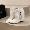 Nuevas botas con diseño de flecos, que realzan la altura, versátiles y a la moda para otoño, perfectas para mujeres bajitas, botines con cuentas 2026