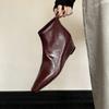 Textura llena de aceite de caballo piel de vaca cabeza cuadrada pequeña retro tacón de cuña botines al tobillo 2024 invierno nuevo minimalista tacón medio botas nude