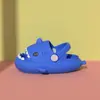 Sandalias tiburón con tira de fábrica, auténticas para niños, un artículo popular de verano para ventas transfronterizas, adecuadas tanto para niños como para niñas, niños pequeños y bebés