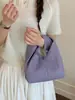 Bolso de Mano Plegado de Diseño de Nicho para Mujer 2026 Nuevo Bolso de Hombro/Axila de Gran Capacidad para Viajes Diarios Estilo Coreano Bolso Cubo