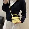 2026 Nuevo Bolso Suave Tipo Caja Transfronterizo Estilo Chanel con Diseño Cruzado Texturizado, Bolso de Hombro con Cadena Acolchada para Compras de Moda