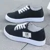 Tênis de lona feminino 2026 novo modelo, tênis brancos confortáveis e versáteis para estudantes, sapatos brancos de sola reta para mulheres