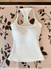Camisola de color sólido con espalda cruzada, engrosada de 260 g, para mujer, con copas incorporadas, corte ajustado, capa base versátil