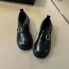 Hebilla de Cinturón Estilo Británico Mocasines de Suela Gruesa para Mujer 2026 Retro Slip-Ons de Suela Suave Versátiles para Viajes Diarios Punta Redonda Zapatos Pequeños de Cuero