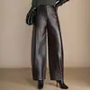 Pantalones de pierna ancha de cuero PU a la moda y versátiles para mujer, nuevos pantalones curvos adelgazantes de cintura alta para otoño e invierno 2026, pantalones casuales holgados, modernos