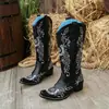 Nuevas Botas Largas Bordadas con Tachuelas Transfronterizas Otoño 2026 Estilo Retro Melard Tacón Grueso Corte en V Botas Vaqueras Occidentales para Mujer