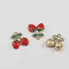 Colgantes pequeños de fresa, cereza y manzana 3D con goteo de aceite transfronterizo para collar, pulsera, accesorios de colgante de fruta para teléfono DIY