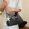 Bolso Tote Retro de Alto Valor Moda de Nicho Novedad Principios de Otoño 2026 Gran Capacidad Simple Casual Bolso de Hombro Cruzado