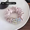 Gomas para el pelo de satén con pedrería de lujo ligero al por mayor para mujer, sujetadores para coletas, accesorios para el cabello suaves y elegantes en stock