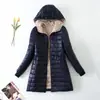 Outono e Inverno Novo Comprimento Médio 2024 Estilo Coreano Com Capuz Slim Fit Forrado com Fleece Algodão Roupa Exterior Quente Caxemira Top Jaqueta Feminina