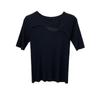 Malha Francesa de manga curta feminina Design Sense Nicho Chic Ice Silk Textura Verão Apertado Oco Puro Desejo Top