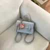 Mochila Estilo Novo 2026, Design de Nicho, Bolsa Transversal Grande Capacidade Retrô, Bolsa de Mão da Moda, Bolsa de Ombro Simples Feminina