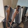 Bolsa de Lona para Mujer 2026 Modelo Nuevo Bolso Tote de Gran Capacidad de Moda Este Año Bolso de Hombro Versátil Bolso para Estudiante Universitario