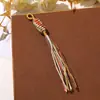 Colgante de Hilo de Algodón con Borla Arcoíris Brillante y Etéreo para Bolsos, Llaveros, Lanyards de Teléfono para Coche, Decoración