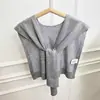 Xale de Tricô Fino com Design Vazado da Moda Outonal Transfronteiriço, Colete Personalizado Estilo Feriado para Usar sobre uma Camisa