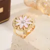 Nueva Hebilla de Bufanda de Diseño Nicho de Camelia Vintage Estilo Francés para Mujer, Accesorio Decorativo Versátil para Bufandas y Abrigos
