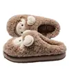 Pantuflas de Algodón para Mujer 2026 Nuevo Estilo Otoño/Invierno Interior Hogar Suela Gruesa Felpa Cálida Forrada Dibujos Animados Lindas Pantuflas de Algodón de Felpa