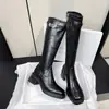 Botas Altas de Tacón Alto con Punta Cuadrada Retro 2026 Otoño/Invierno Adelgazantes para Piernas Aumentadoras de Altura Piel Suave Botas Altas Versátiles para el Trabajo Botas Adelgazantes