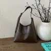 Bolsa Feminina de Cor Sólida Grande Capacidade 2026 Novo Estilo Coreano Personalizada Moderna para Ombro e Axila para Trabalho e Deslocamento Bolsa Tote