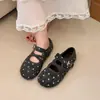 Sapatos Loafer Mary Jane Planos de Bolinhas Retro Femininos de Bico Baixo 2026 Estilo Coco Sapatos Individuais Outono Novo Loafers Franceses