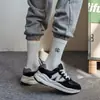 Calcetines de Tendencia con Letras Simples Opcionales Multicolores Versátiles Unisex para Hombres y Mujeres Calcetines de Media Caña para Ropa Exterior Venta al Por Mayor