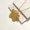 Nuevo broche de mariposa tridimensional estilo palacio vintage incrustado con pequeños diamantes metal animal alta calidad ropa venta caliente transfronteriza