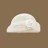 Nuevo Sombrero de Florales Estilo Hepburn Francés 2026 para Mujer, Sombrero de Pescador de Cubo Pequeño Adelgazante para Rostro, Alta Moda Primavera y Verano