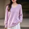 Suéter Versátil de Cuello en V de Moda Otoño Invierno Nuevo Camisa Base Tejida Suéter de Lana Polar Mujer Holgado Tallas Grandes