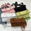 2023 nuevo color sólido gran capacidad pana bolso de mujer pana cadena portátil cruzado hombro axila bolso de mujer