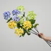 Flor de bola de nieve morada, hortensia artificial de 3 cabezas, tela de seda de tallo largo, adecuada para decoración suave en escaparates de tiendas de ropa