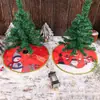 Falda para árbol de Navidad transfronteriza con borde dorado, estampado creativo de Papá Noel, delantal decorativo para base de árbol de Navidad