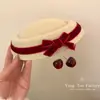 Original Hecho a Mano Año Nuevo Rojo Atmósfera Lazo Cereza Sombrero Pinza de Pelo Elegante Banquete Elegante Pinza de Pelo Tocado