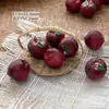 Pueblo de Cuentos de Hadas Fruta Roja Colgante de Manzana Roja de Resina Simulada 3D Collar DIY Correa para Teléfono Llavero