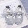 Sapatos de Princesa para Menina 2026 Primavera/Outono Novos Sapatos de Princesa Estilosos para Crianças Solado Macio Laço de Renda Sapato de Cristal para Menina
