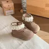 Botas Curtas de Veludo com Laço Estilo Coreano para Meninas 2025 Outono e Inverno Novos Sapatos Infantis Sapatos de Algodão de Princesa para Meninas Sapatos de Bebê