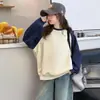 Roupas Infantis para Meninas Estilo Primavera/Outono 2026 Manga Raglan Desenho Animado Tendência Estiloso Moletom Infantil Solto Versátil Gola Redonda Blusa Tendência