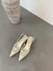 Sandalias de malla transpirable de tacón de aguja estilo francés para mujer, punta cerrada, 2025 nuevo verano, zapatos tejidos de punta