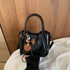 Bolso de Mano Retro de Lujo Ligero de Gama Alta para Mujer 2026 Nuevo Verano para Viajes Diarios de Hombro Cruzado Bolso Ala